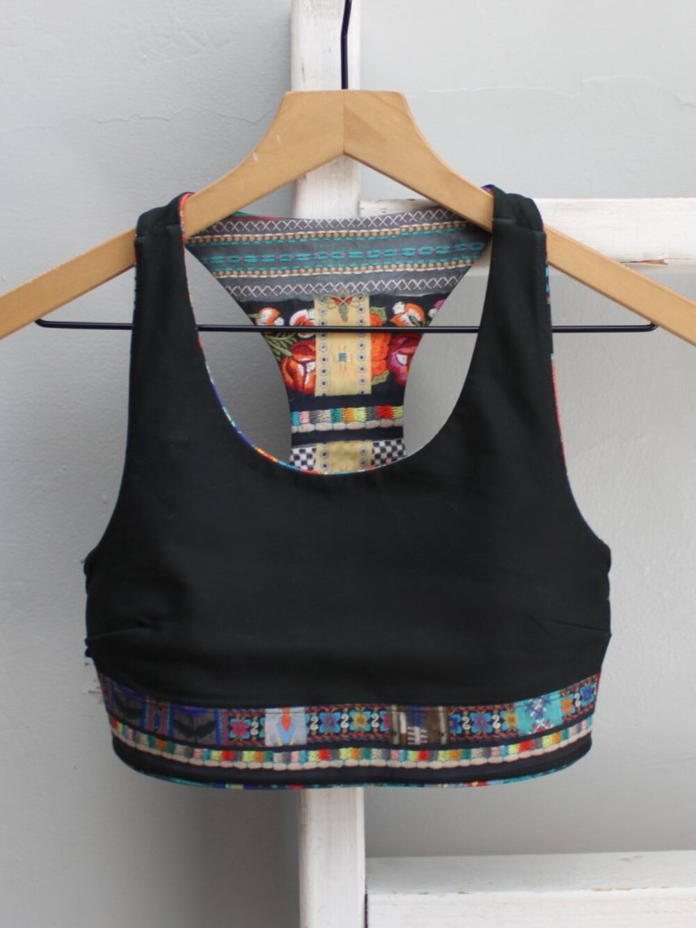 Johnny Was Beatrice Bee Active Reversible Sports Bra Black Multicolor Size XS - Picture 4 of 7